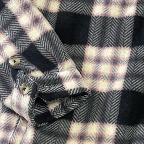 Soho Flannel Cozy Lined Jacket - Picture 3 of 11